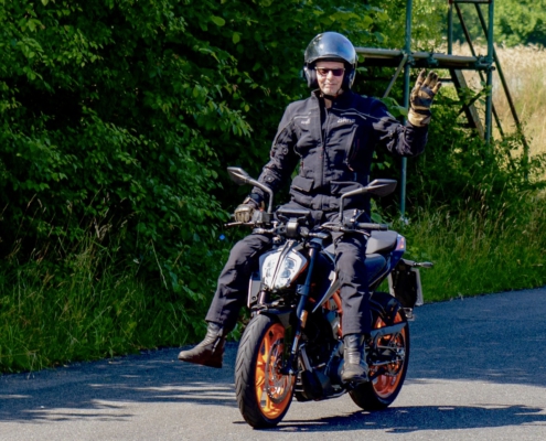 Motorrad-Motorroller-Fahrsicherheitstrainig