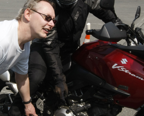 Motorrad-Motorroller-Fahrsicherheitstraining